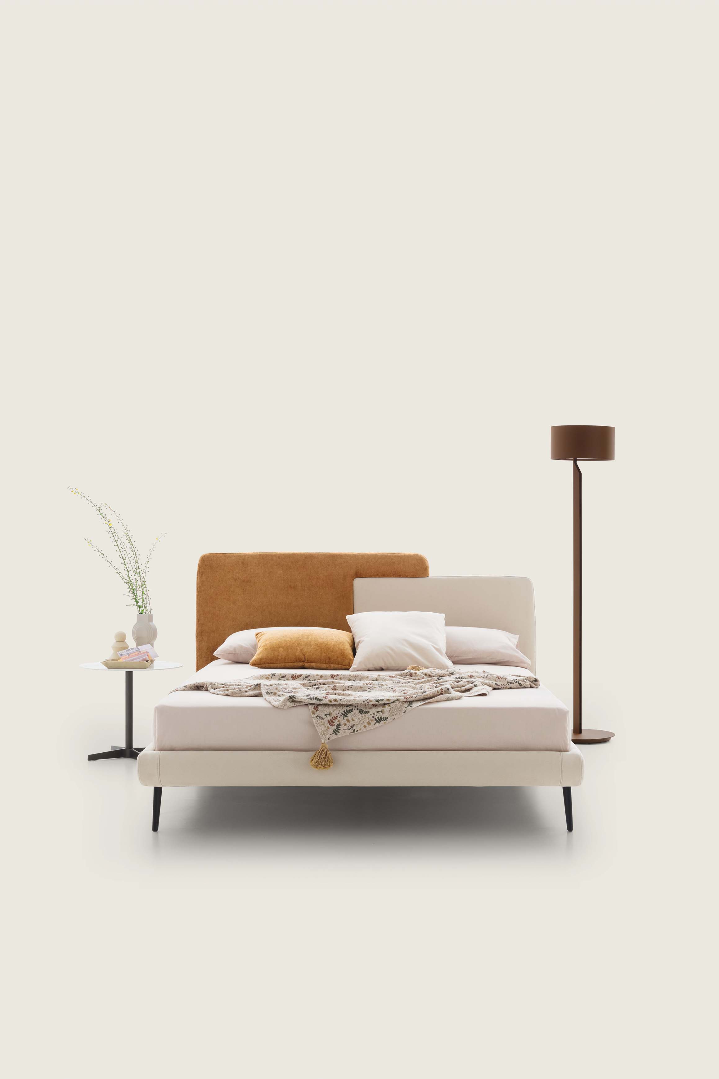 Letto 1021