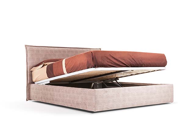Letto 1076